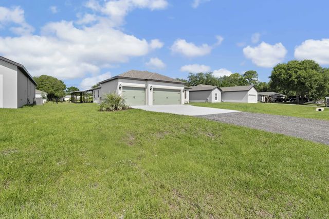 2583 Sw Chestnut Lane, Port St. Lucie