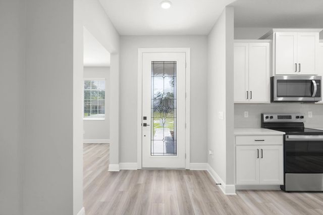 4 of 28 - 2583 Sw Chestnut Lane, Port St. Lucie, FL