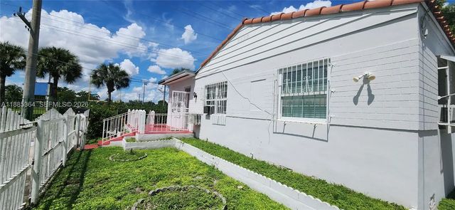 4 of 49 - 405 Nw 64th Street, Miami, FL