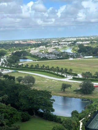 Photo of Listing #R11127463