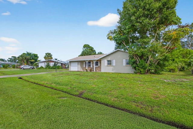 Photo of Listing #R11127468