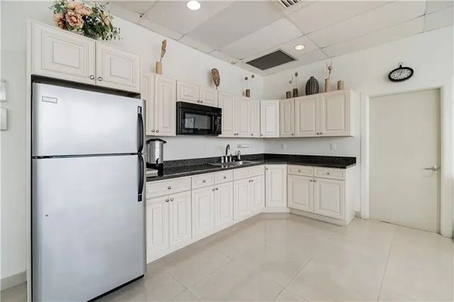 5 of 29 - 521 N Riverside Drive #602, Pompano Beach, FL