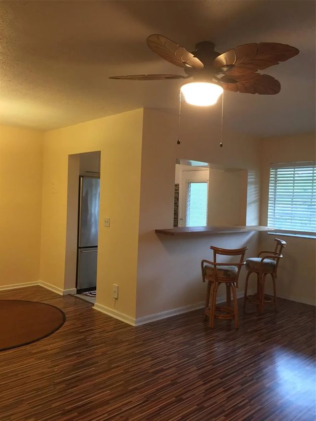 4 of 8 - 1431 S 14th Avenue #213, Hollywood, FL