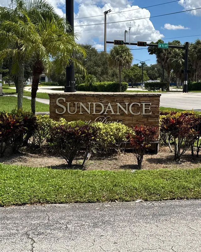 2866 S University Drive #5101, Davie