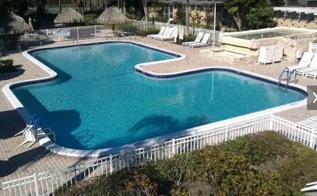 406 Nw 68th Avenue #310, Plantation