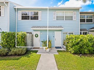 Photo of Listing #F10528935