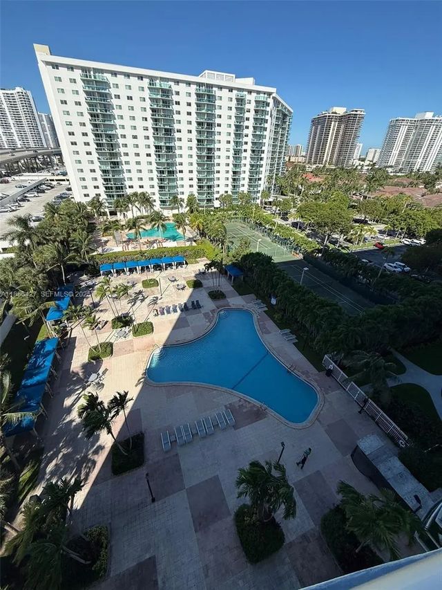 5 of 45 - 19370 Collins Avenue #904, Sunny Isles Beach, FL