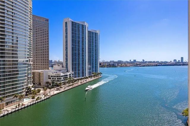 2 of 26 - 465 Brickell Avenue #2706, Miami, FL