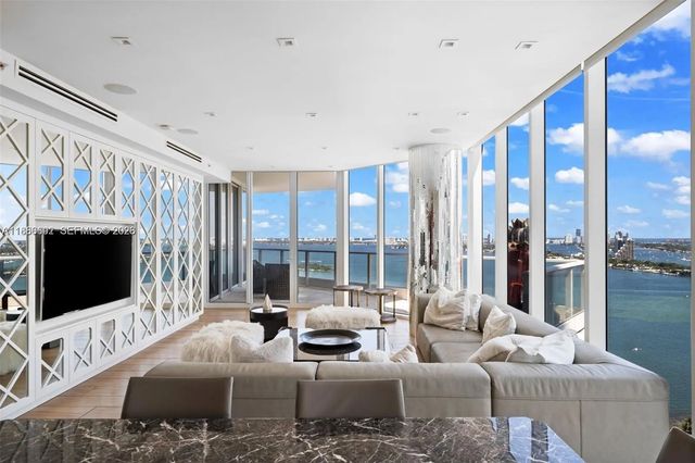 2 of 66 - 2020 N Bayshore Drive #2702, Miami, FL