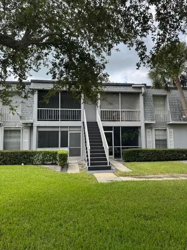 5 of 25 - 360 Nw 69th Avenue #202, Plantation, FL