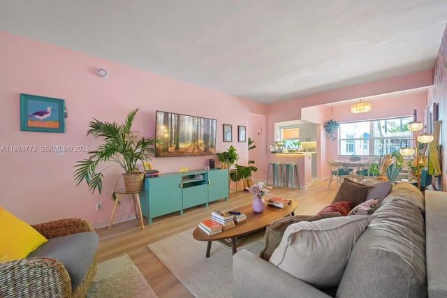 315 Van Buren Street #104b, Hollywood
