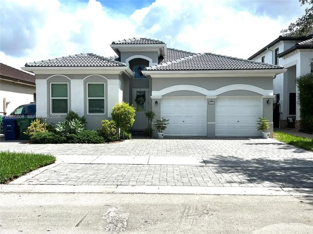 18247 Nw 88th Place, Hialeah