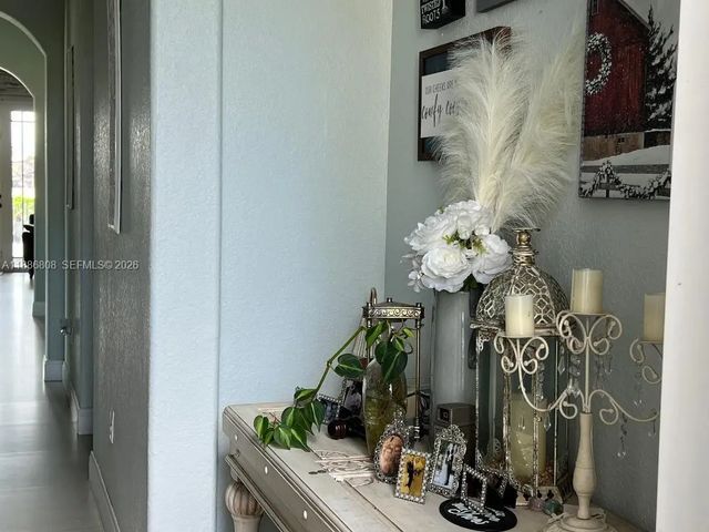 4 of 45 - 18247 Nw 88th Place, Hialeah, FL