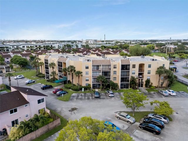 2 of 23 - 8005 Lake Drive #404, Doral, FL