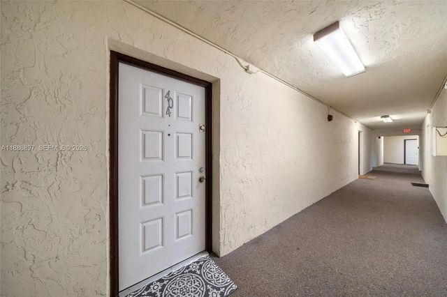 3 of 23 - 8005 Lake Drive #404, Doral, FL