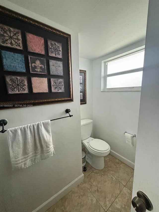 5 of 15 - 1780 Ne 191st Street #803-2, Miami, FL