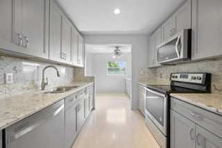 Photo of Listing #F10529245