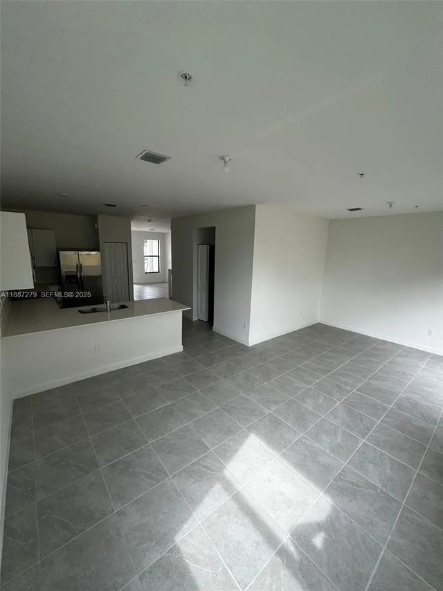 5 of 39 - 285 Sw 159th Lane, Pembroke Pines, FL