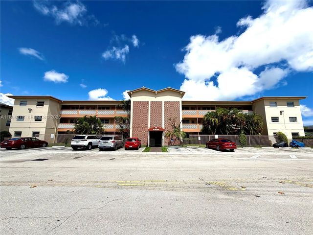 1885 Ne 121st Street #3, North Miami