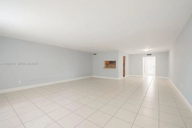 4 of 22 - 1885 Ne 121st Street #3, North Miami, FL