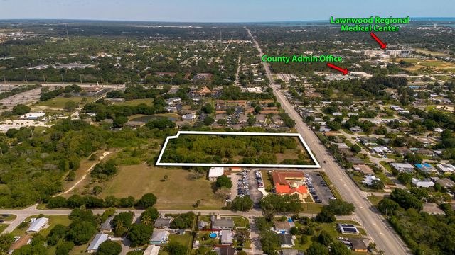 3 of 14 - 2205 S 25th Street, Fort Pierce, FL
