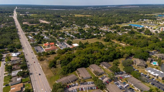 5 of 14 - 2205 S 25th Street, Fort Pierce, FL
