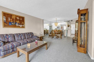 Photo of Listing #R11128327