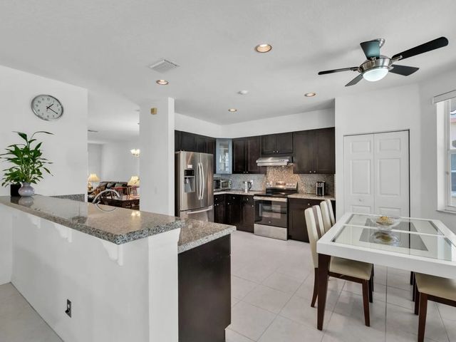 4 of 63 - 4032 Pinewood Lane, Weston, FL