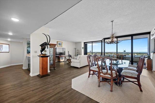3 of 42 - 100 Lakeshore Drive #1854, North Palm Beach, FL