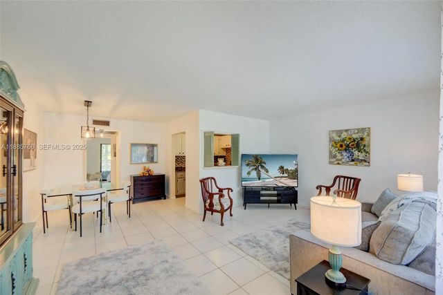 2031 Durham B #2031, Deerfield Beach