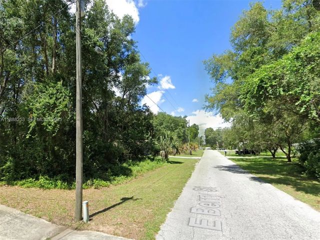4102 E Berry Street, Inverness