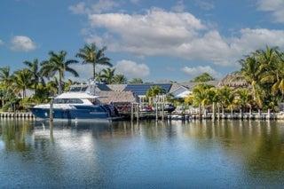 Photo of Listing #R11128525