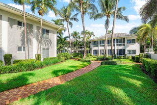 Photo of Listing #R11128596