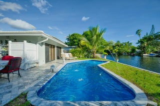 Photo of Listing #F10529342