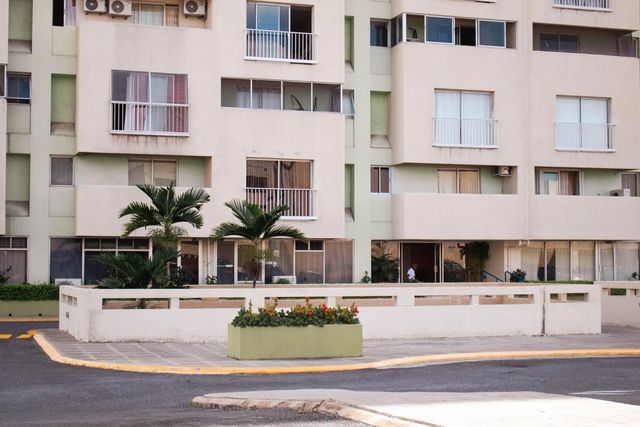 4 of 25 - 8 Ocean Blvd Kingston Jamaica Boulevard, , 
