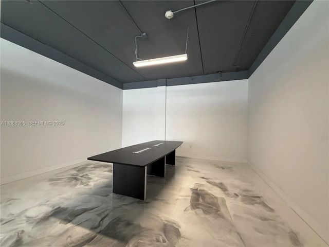 5 of 11 - 42 Nw 27th Avenue #302, Miami, FL
