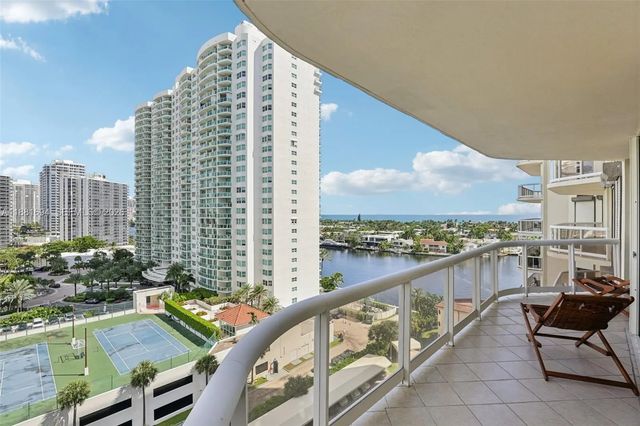 20191 E Country Club Drive #1102, Aventura