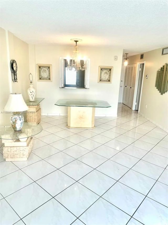 3 of 25 - 3600 Ne 170 Street #apt.d.303, North Miami Beach, FL