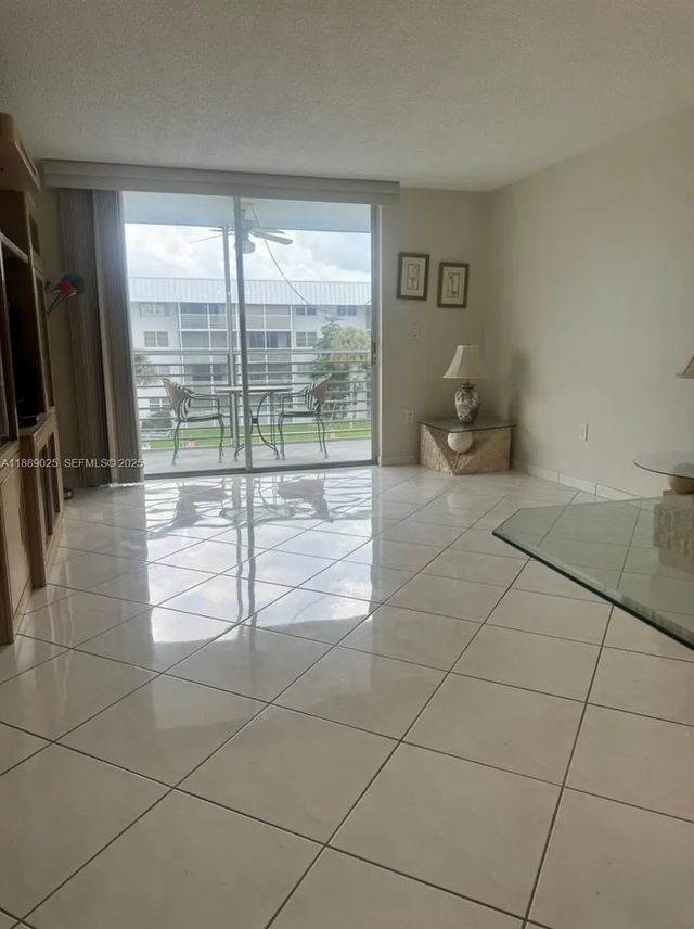 5 of 25 - 3600 Ne 170 Street #apt.d.303, North Miami Beach, FL