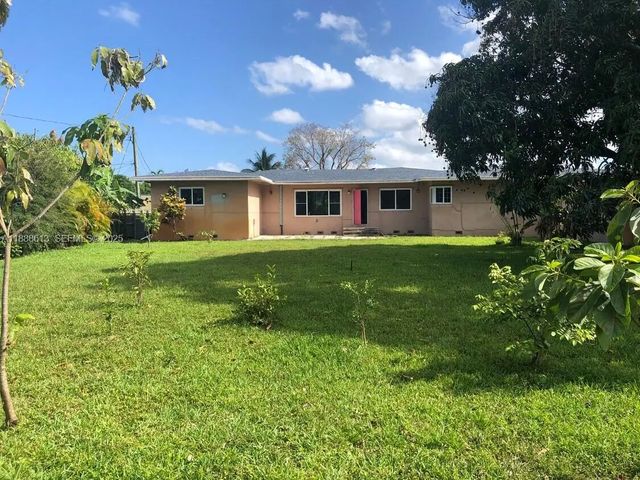 5 of 7 - 2815 Jackson Street, Hollywood, FL