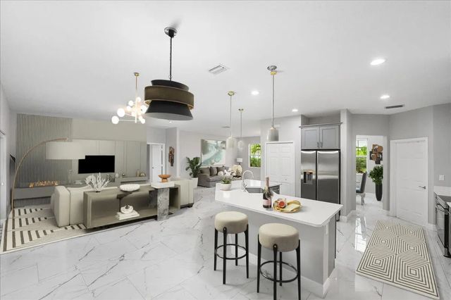 4 of 40 - 448 Sw Vista Lake Drive, Port St. Lucie, FL