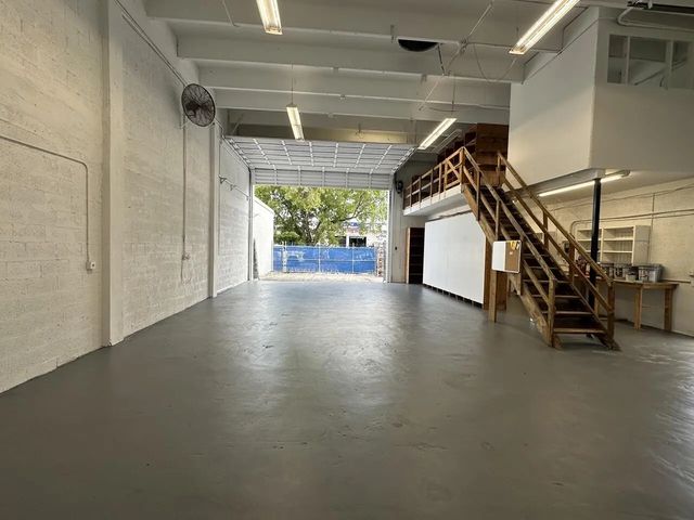 5751 Dawson Street, Hollywood