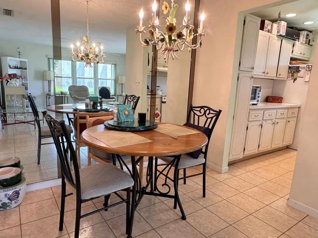 5 of 32 - 285 N High Point Boulevard #a, Boynton Beach, FL