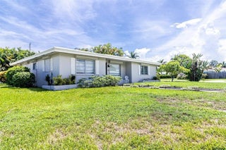 Photo of Listing #F10529886