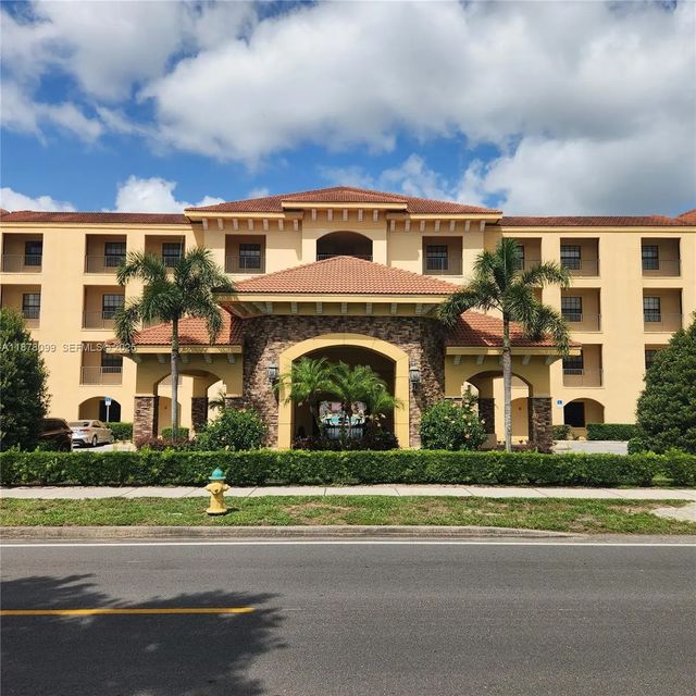 2351 Lakeview Drive #114, Sebring