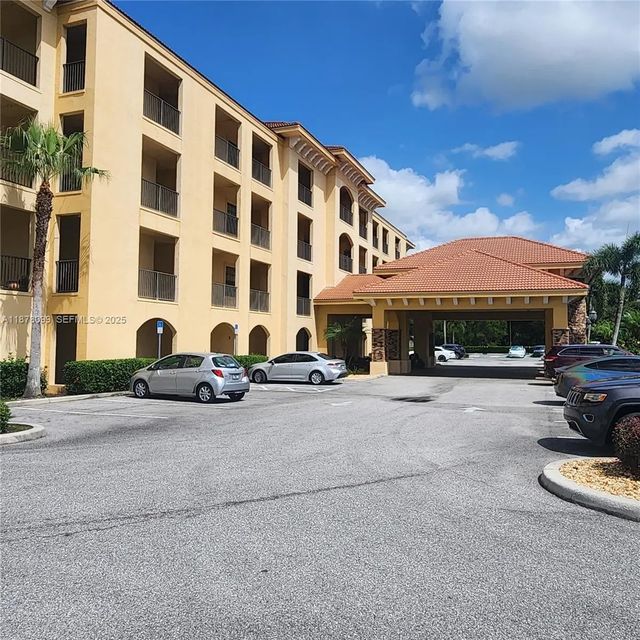 3 of 44 - 2351 Lakeview Drive #114, Sebring, FL