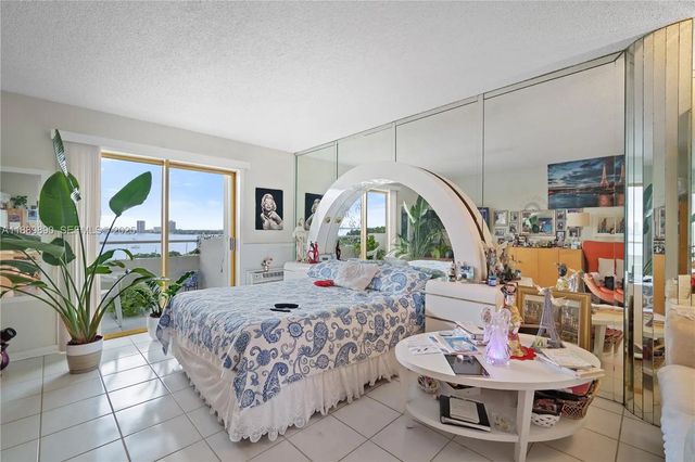 7904 West Drive #714, North Bay Village