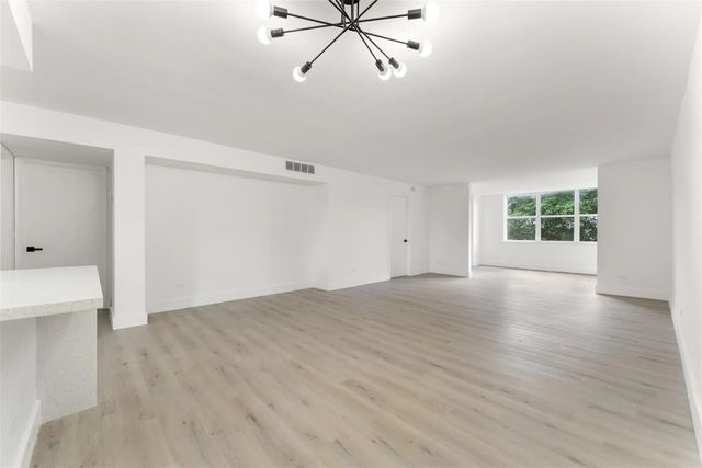 3 of 30 - 441 Ne 195th Street #302, Miami, FL