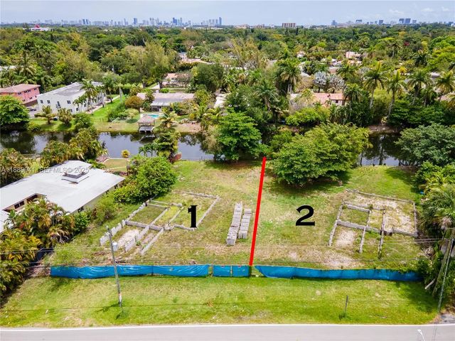 11595 W Biscayne Canal Road, Miami