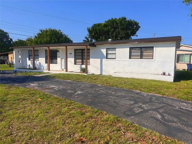 3361 Nw 5th Place, Lauderhill